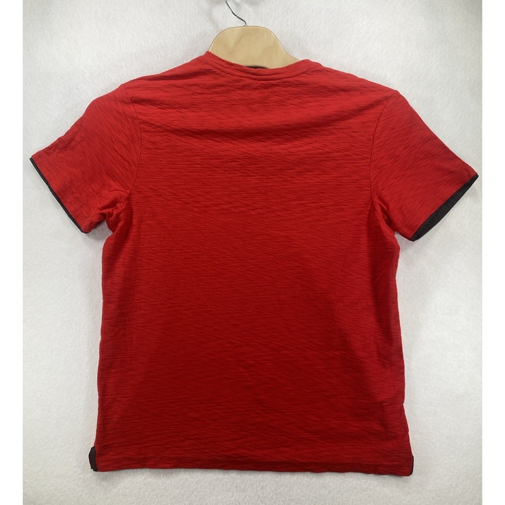 GUESS Men's Red Short Sleeve Button Henley T-Shirt - Size XXL C14 - Picture 6 of 6